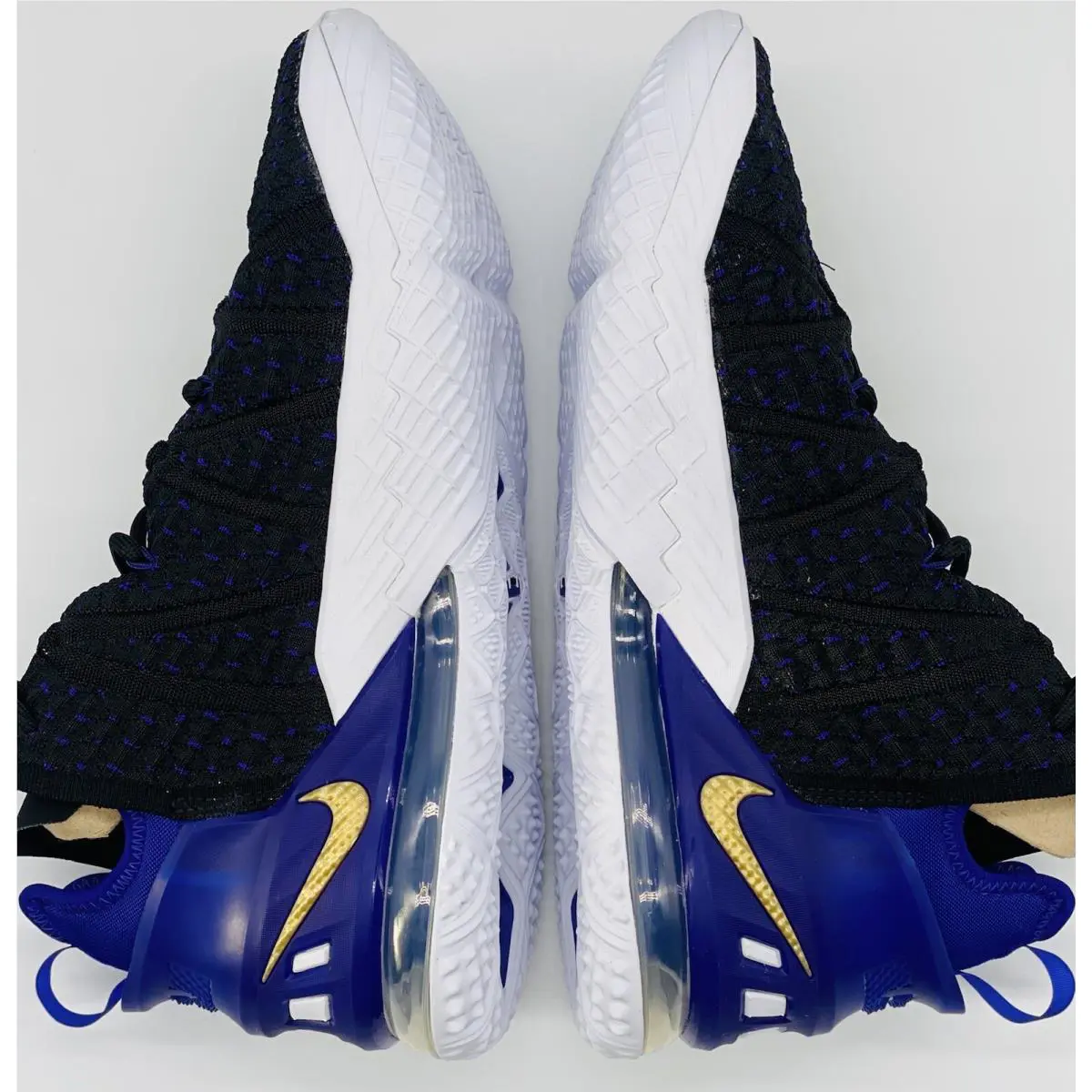 Nike shoes - Nike LeBron 18 Lakers - LeBron Lakers - CQ9283004 - Multicolor, Manufacturer: White, Metallic Gold, Court Purple, Black 4