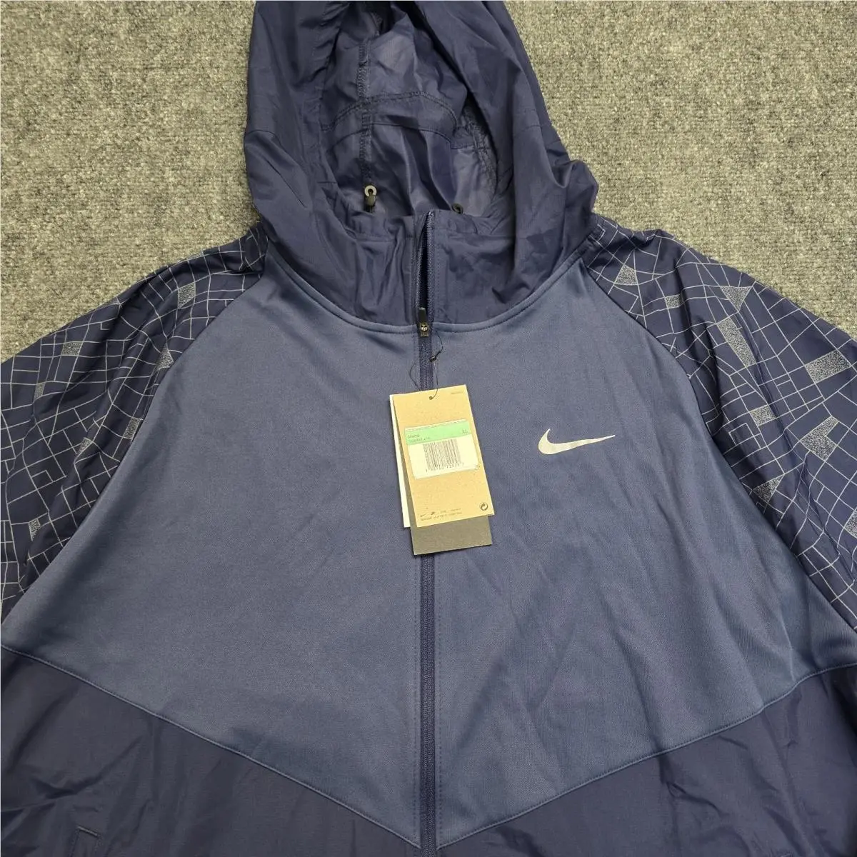 Nike clothing - Nike Run Division - Run Division - DQ6487 –010 - Blue (UPC: 196150729240) 2