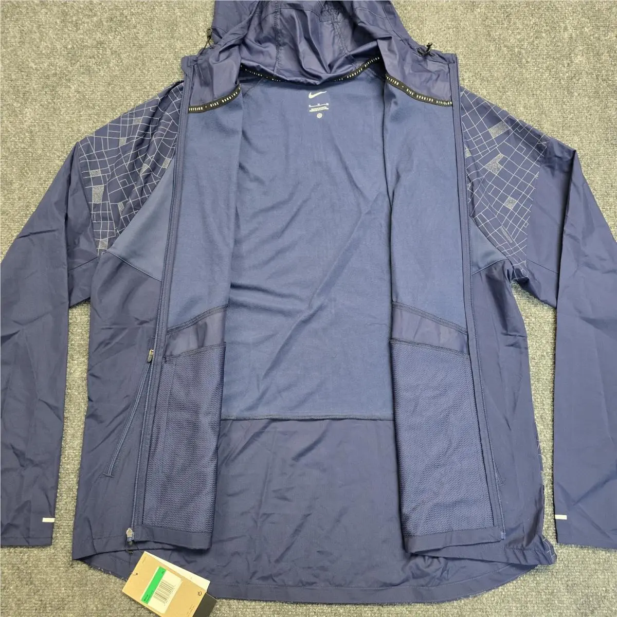Nike clothing - Nike Run Division - Run Division - DQ6487 –010 - Blue (UPC: 196150729240) 4
