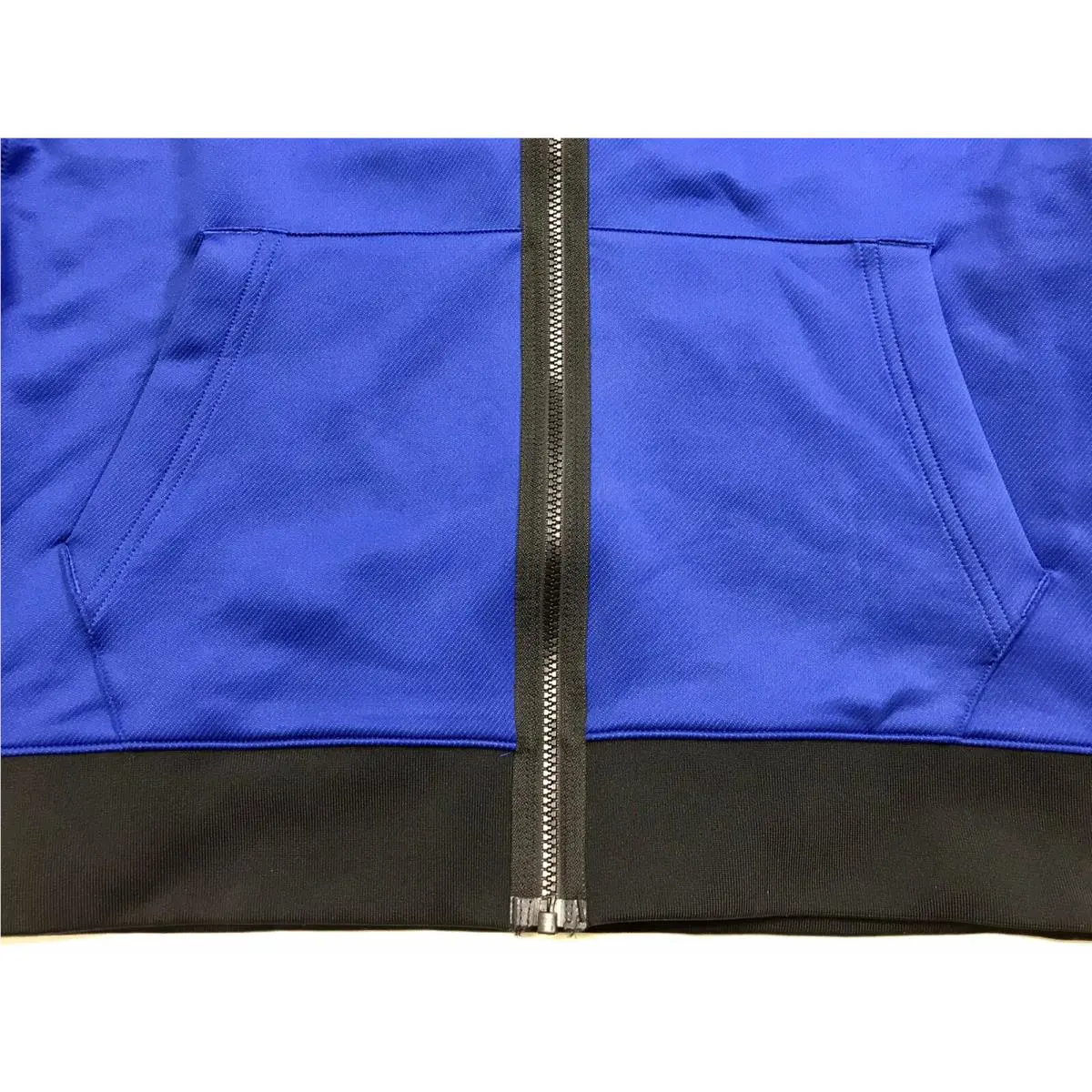 Nike clothing - Blue (UPC: 0194495754385) 6