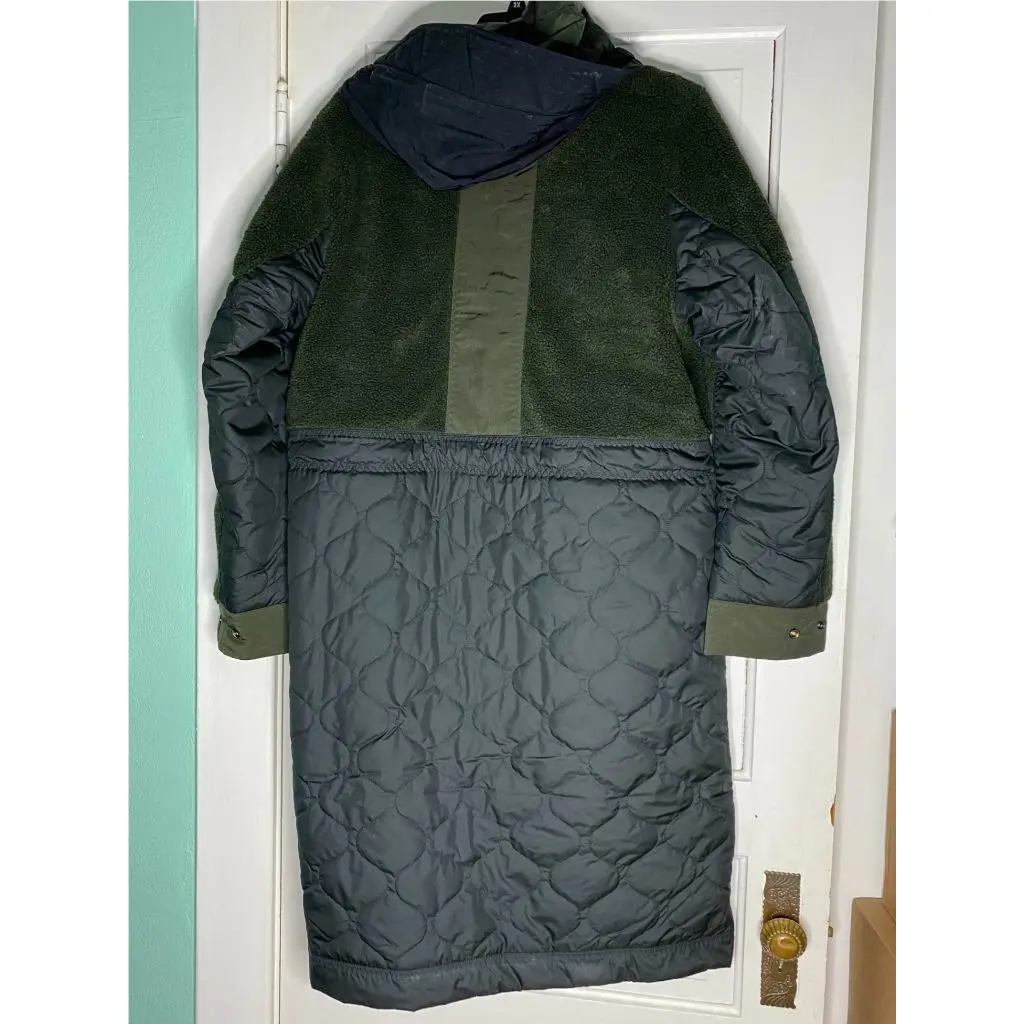 Nike clothing - Black & Sequoia (UPC: 193146279659) 1