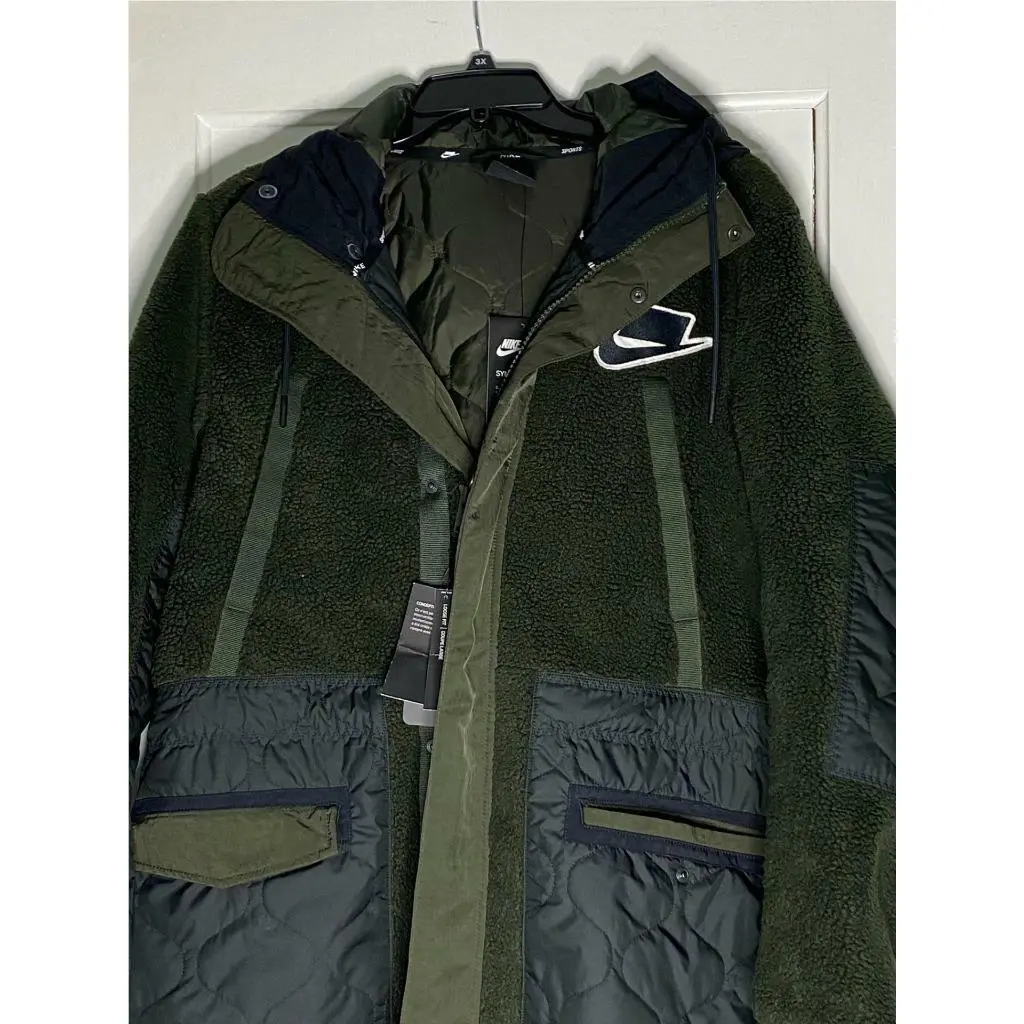 Nike clothing - Black & Sequoia (UPC: 193146279659) 0