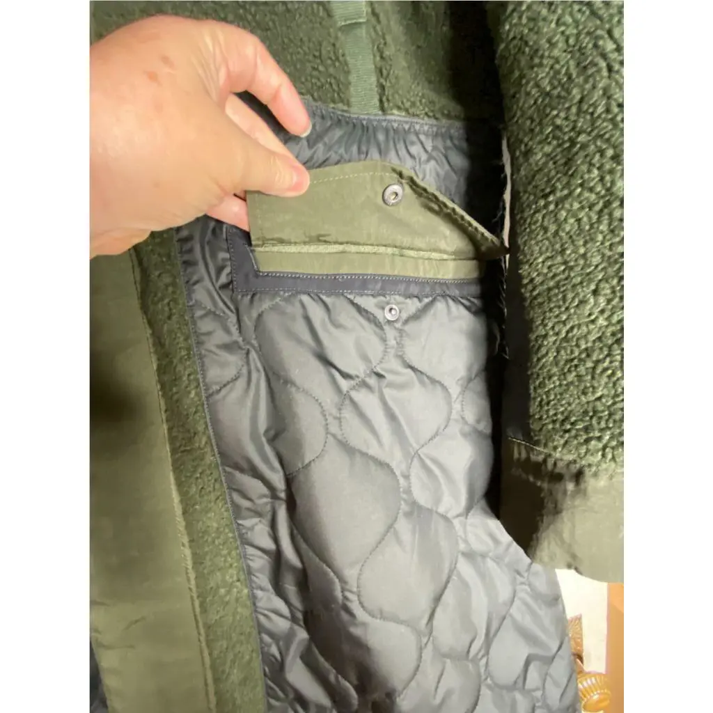 Nike clothing - Black & Sequoia (UPC: 193146279659) 6