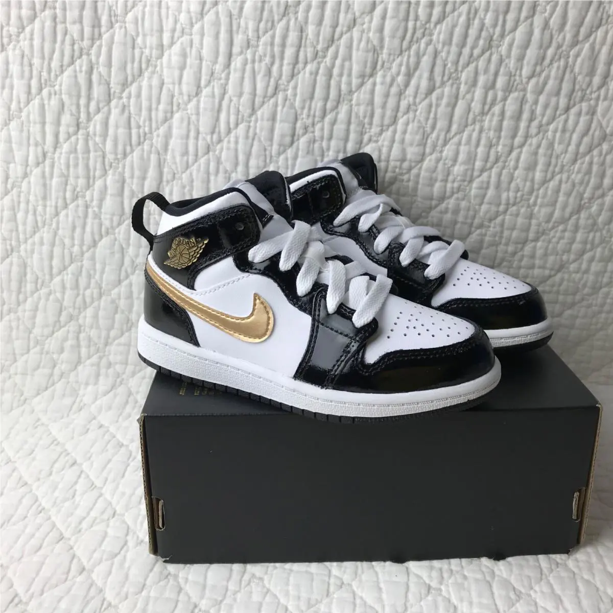 Nike shoes - Jordan 1 MID SE (PS) - BQ6932-007 - black/Metallic gold-white 6