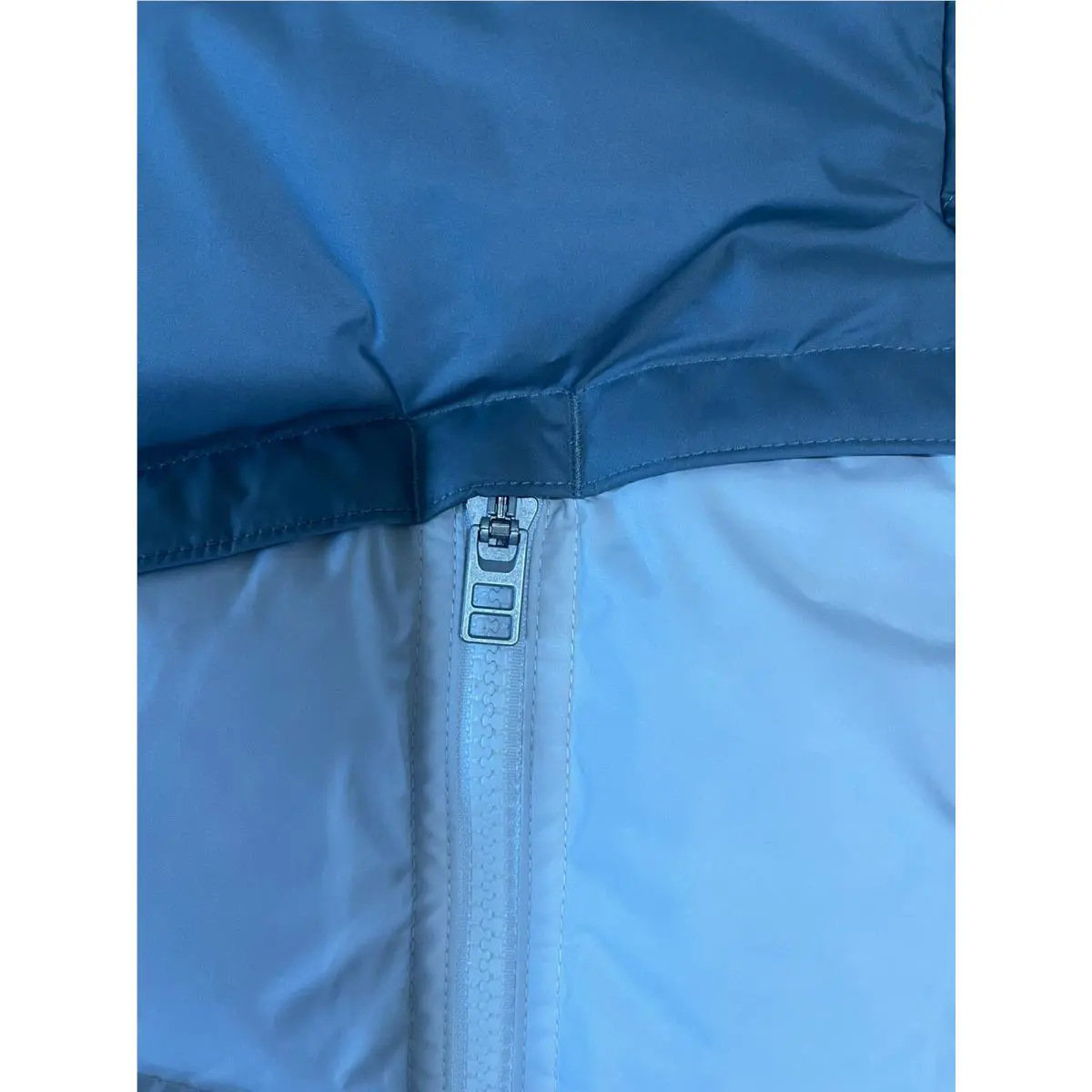 Nike clothing - Fill Windrunner - Fill Windrunner - Gray (UPC: 195239062506) 3