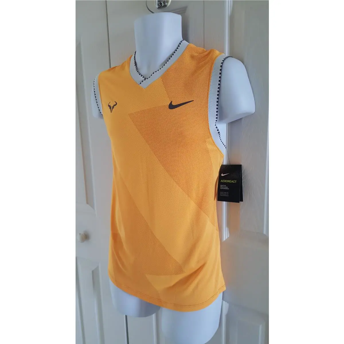 Nike clothing - Nike Court Rafael Nadal AeroReact - BV1099686 - Yellow (UPC: 885178749247) 8