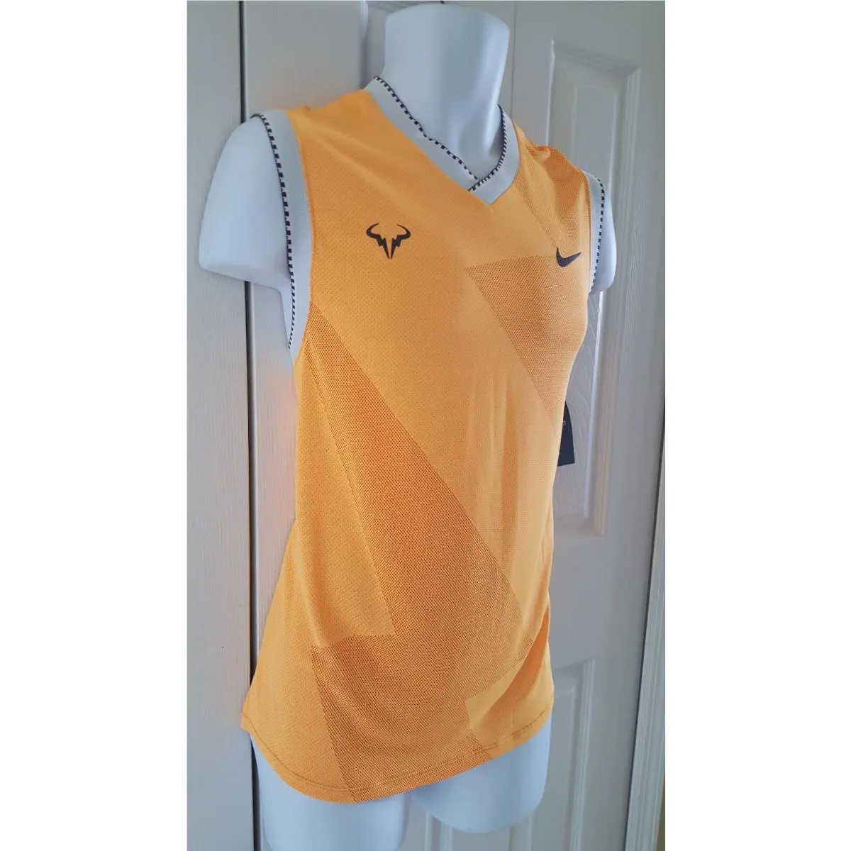 Nike clothing - Nike Court Rafael Nadal AeroReact - BV1099686 - Yellow (UPC: 885178749247) 6
