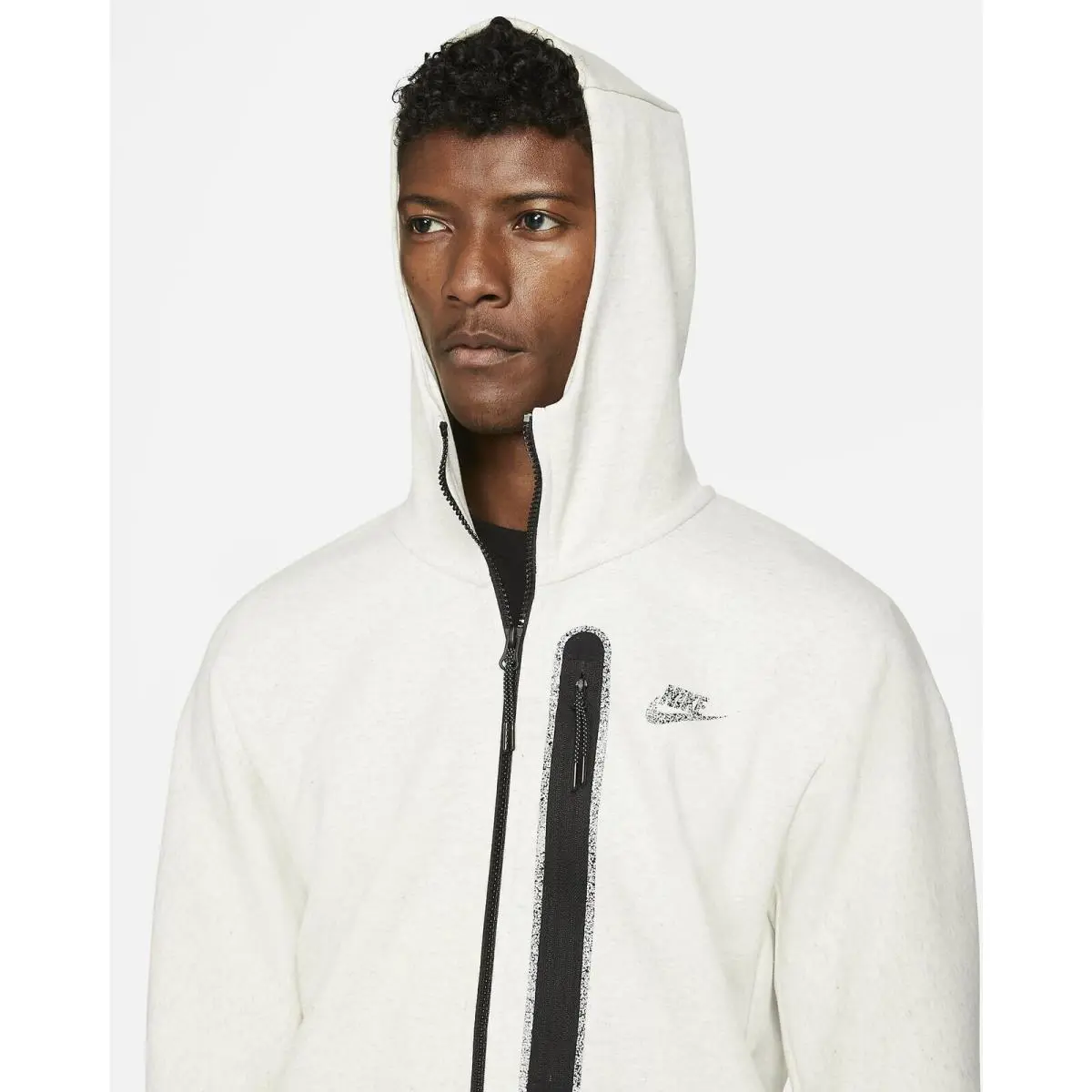 Nike clothing - DD4688-100 - DD4688-100 - White (UPC: 195238959616) 1