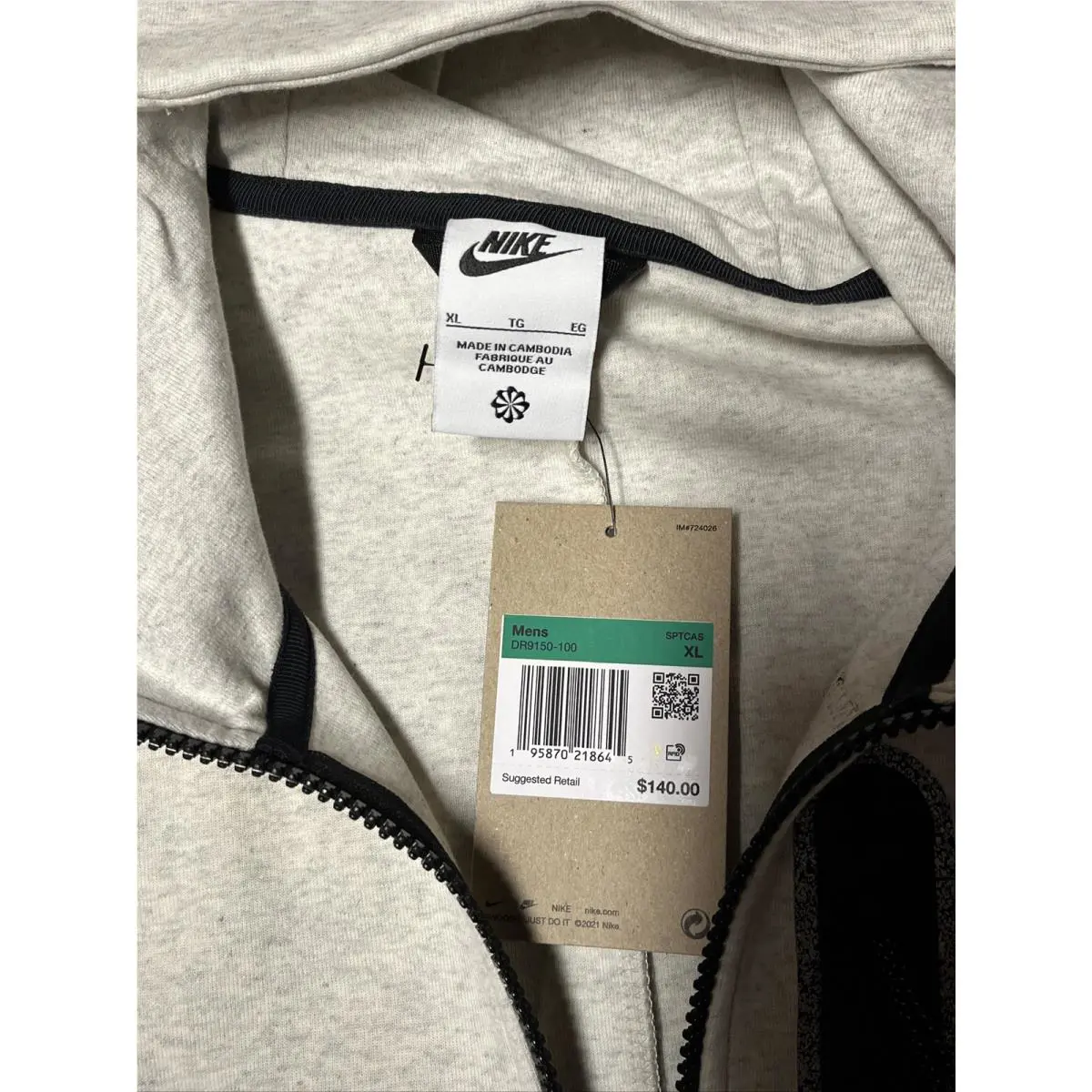 Nike clothing - DD4688-100 - DD4688-100 - White (UPC: 195238959616) 7