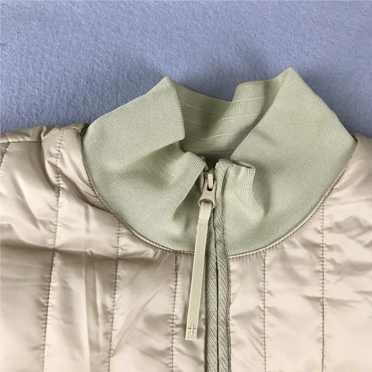 Nike clothing - Gold 0