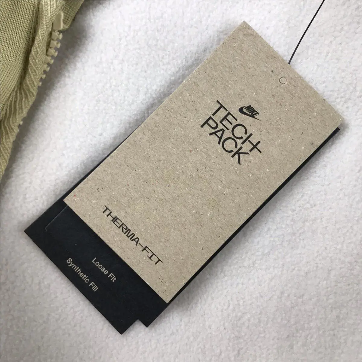 Nike clothing - Gold 5