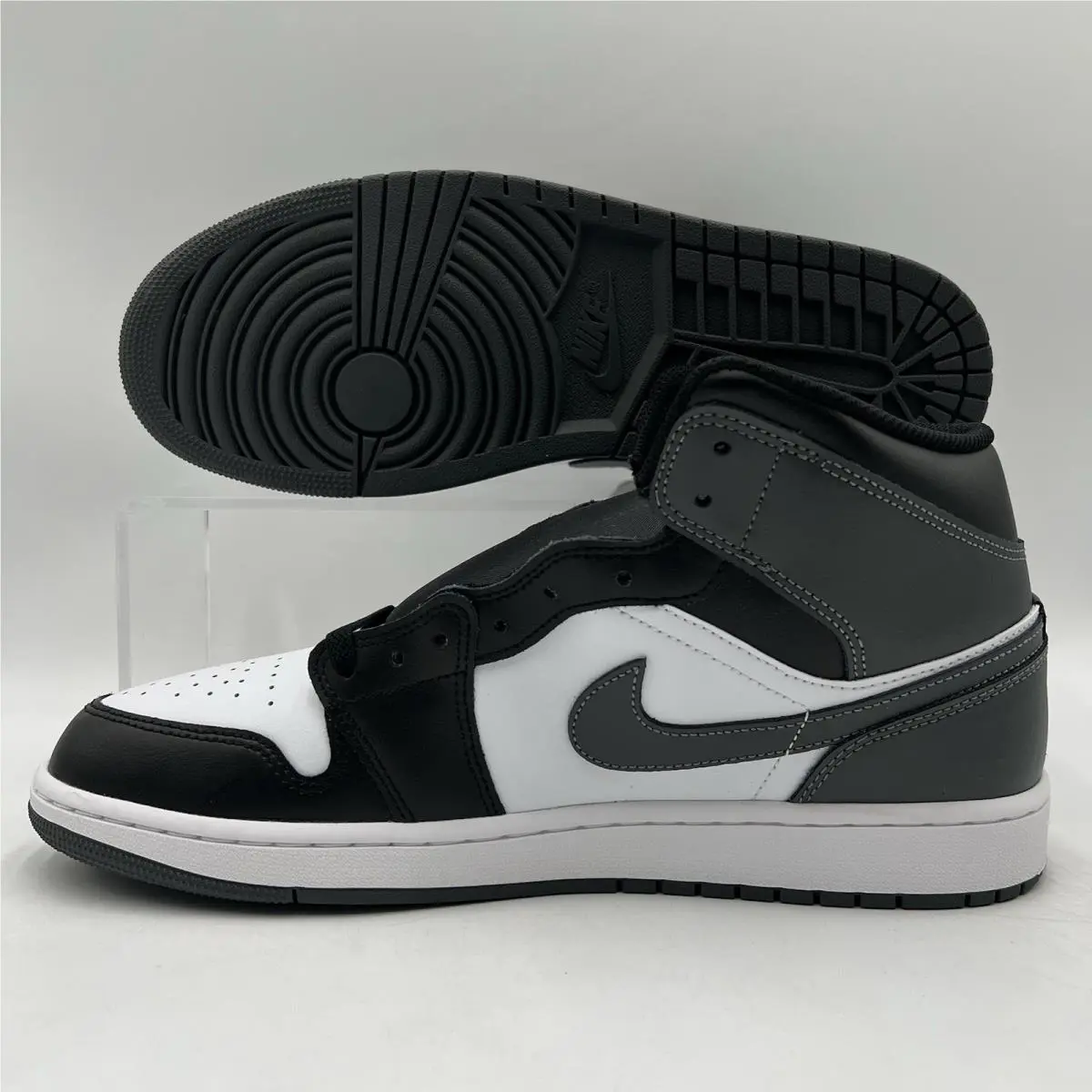 Nike shoes - Air Jordan 1 Mid - Air Mid - DQ8426 001 - Black 2