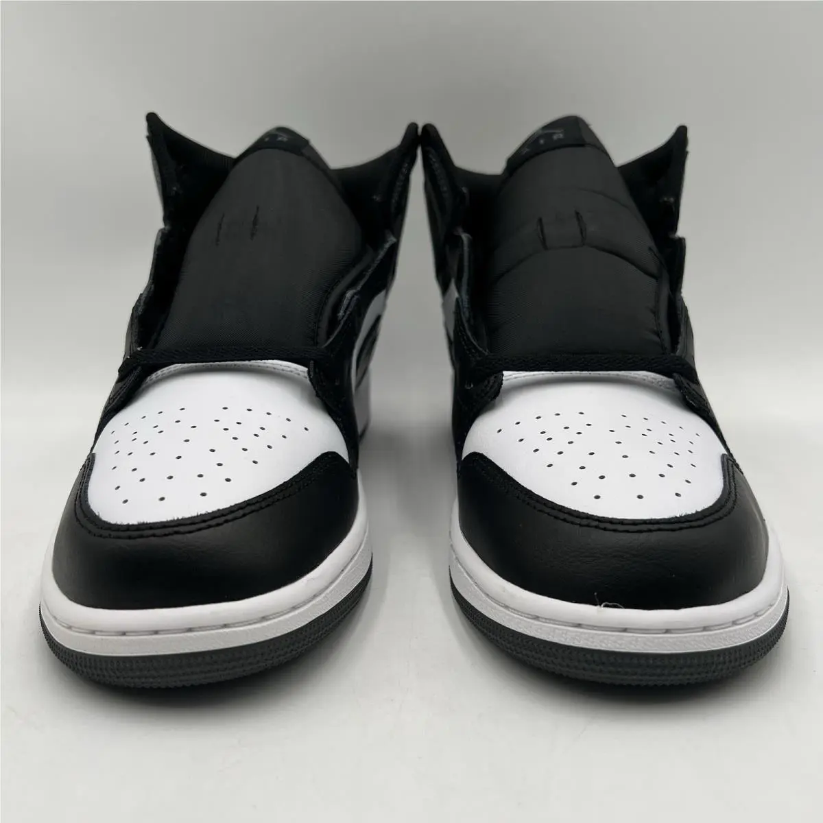 Nike shoes - Air Jordan 1 Mid - Air Mid - DQ8426 001 - Black 3