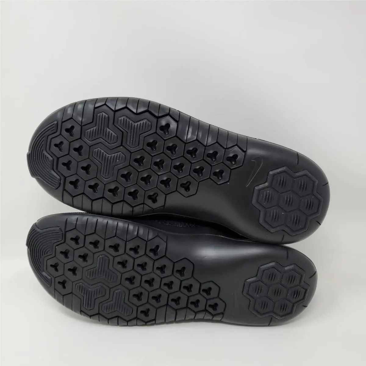 Nike shoes - Nike Free TR 8 - Free - 942888 002 - Black (UPC: 884802849827) 6