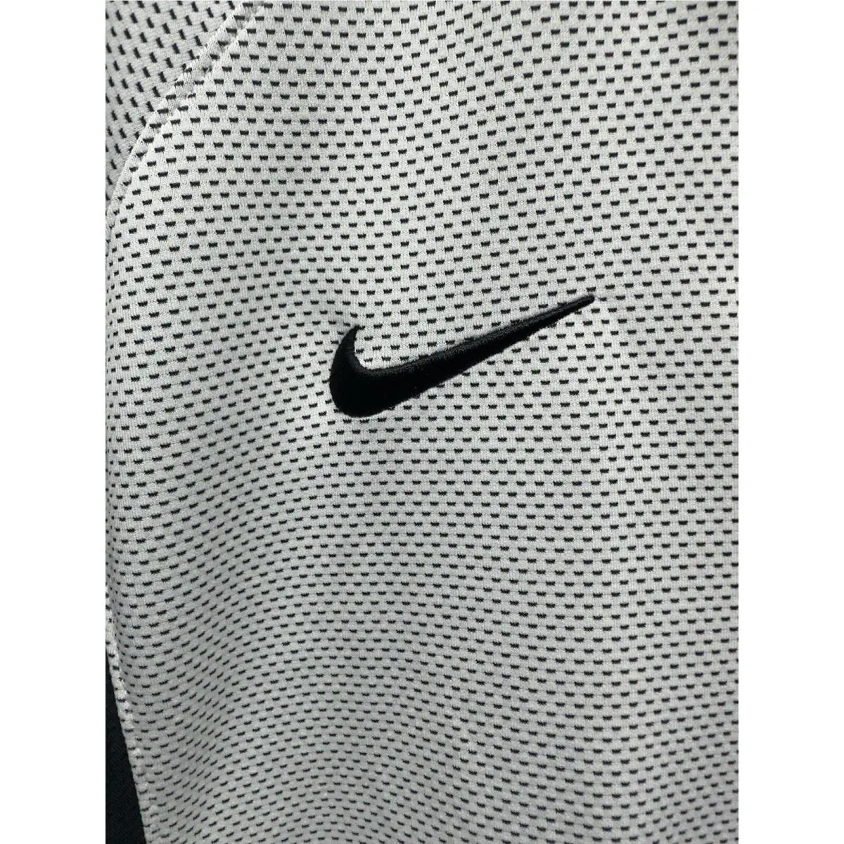 Nike clothing - White (UPC: 0194277294764) 7