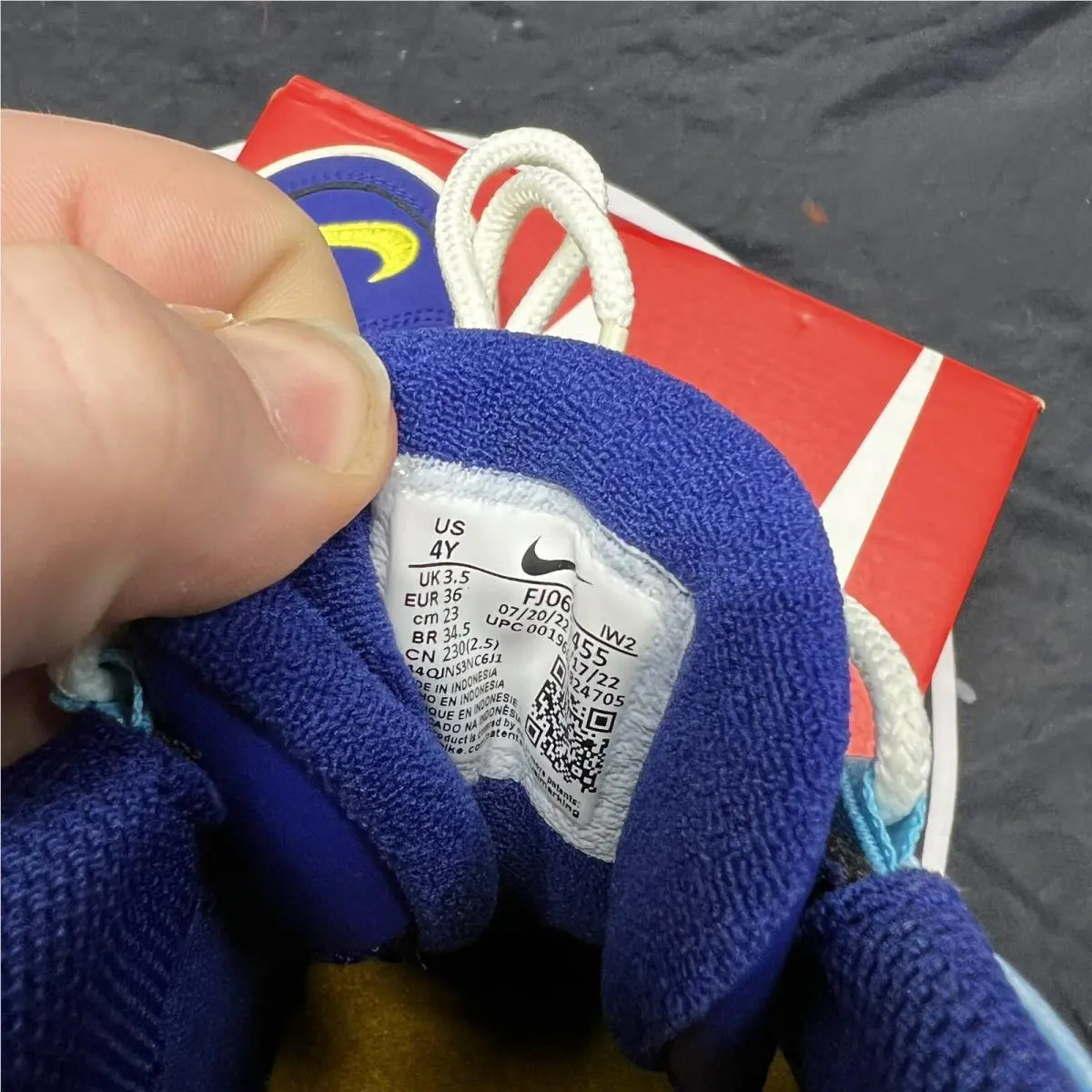 Nike shoes - Nike Air More Uptempo GS - Deep Royal Blue / Opti Yellow 1