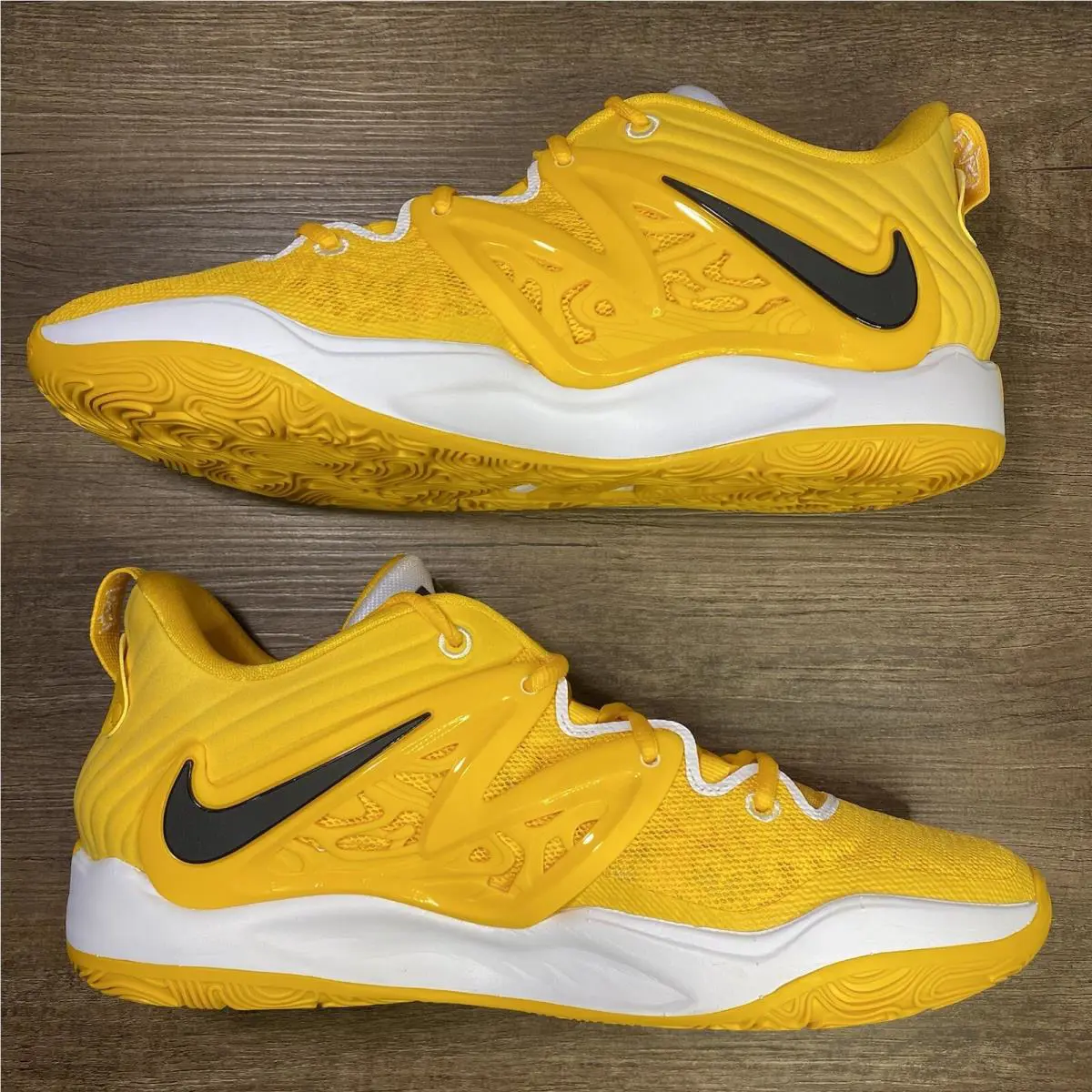 Nike shoes - Nike KD 15 - DZ6648-701 - Yellow 3