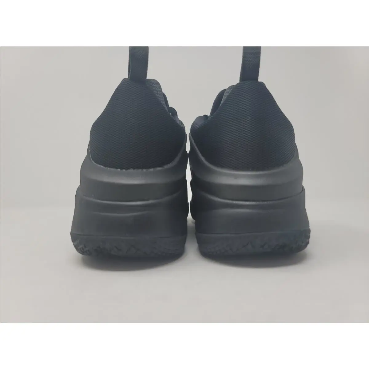 Nike shoes - Nike LeBron Witness - LeBron Witness - 860272 001 - Black (UPC: 823233692268) 3