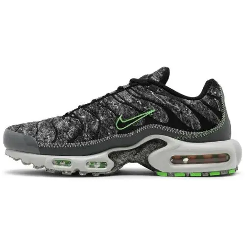 Nike shoes - Nike Air Max Plus Essential - DA9326-001 - Black 0