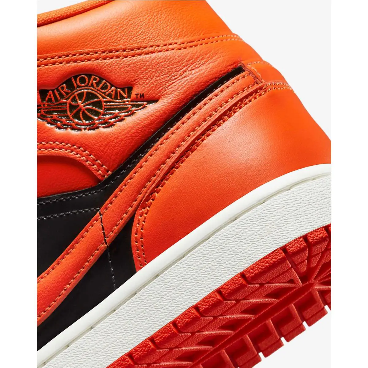 Nike shoes - Air Jordan 1 Mid - Air Mid - Orange 3