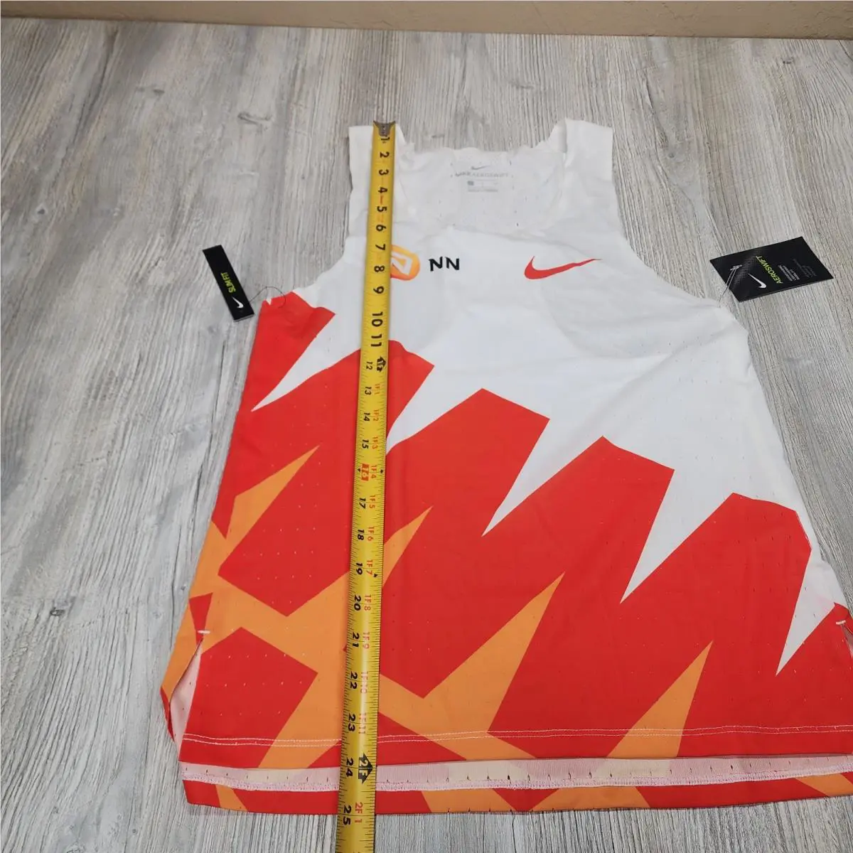 Nike clothing - CW1253101 - CW1253101 - Orange 2