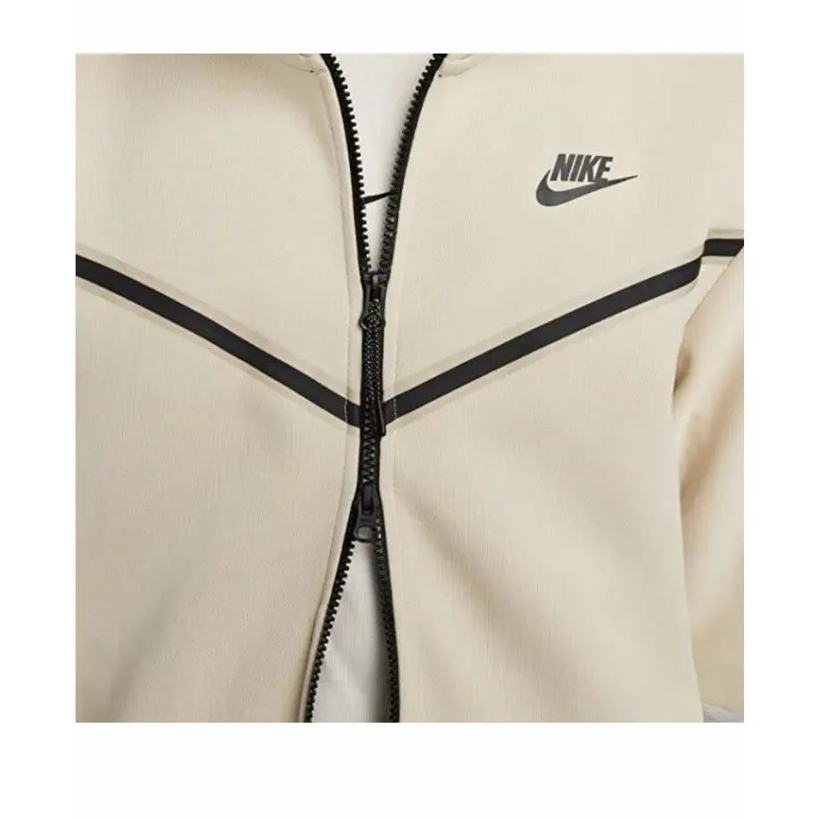 Nike clothing - Beige (UPC: 0196151923401) 5