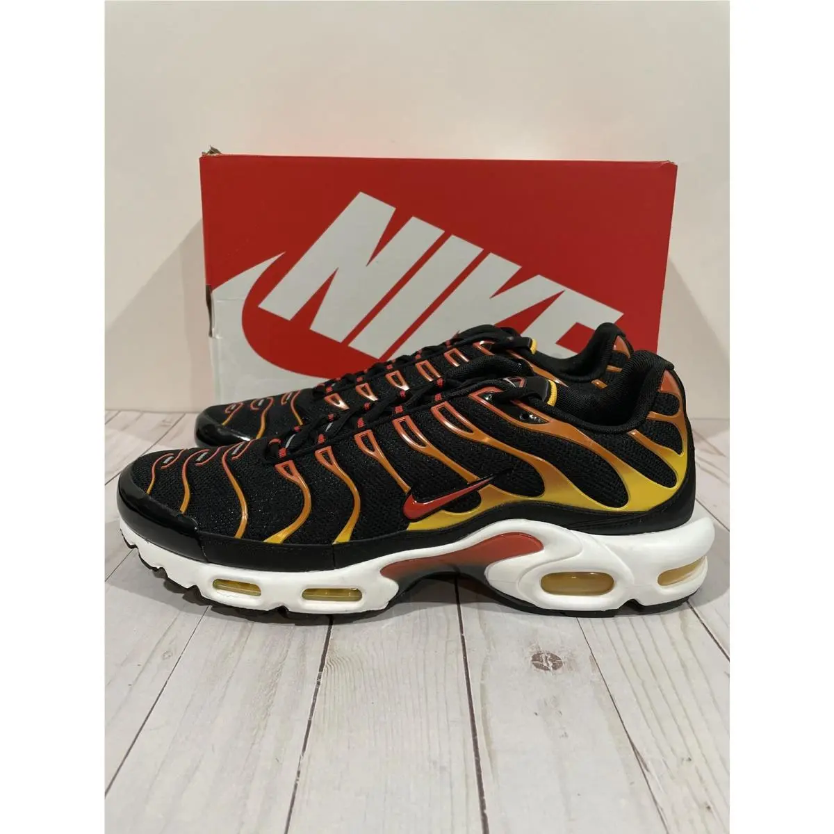Nike shoes - Nike Air Max Plus - Air Max Plus - DC6094-001 - Black, Manufacturer: Black/Cosmic Clay/Kumquat/Mystic Red (UPC: 0195242086315) 1