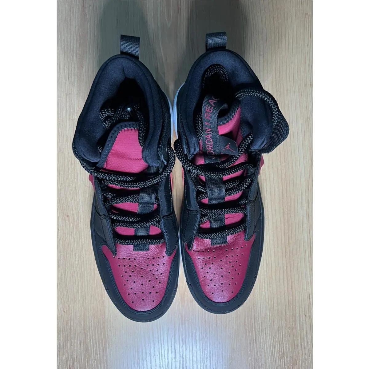 Nike shoes - Air Jordan 1 - Air - AR5321-006 - Red 2