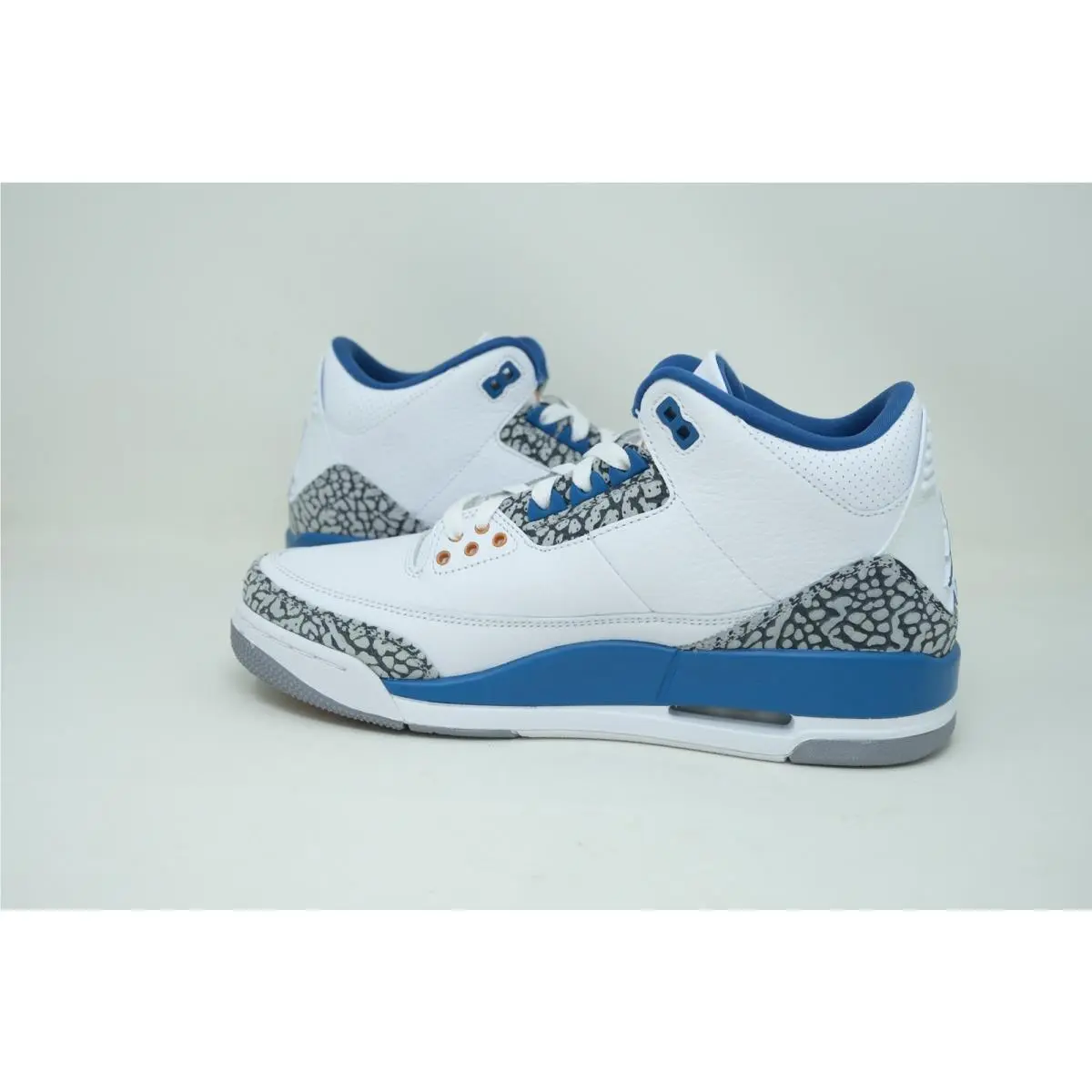 Nike shoes - Air Jordan 3 - Air - CT8532-148 - Blue (UPC: 0196604361095) 4