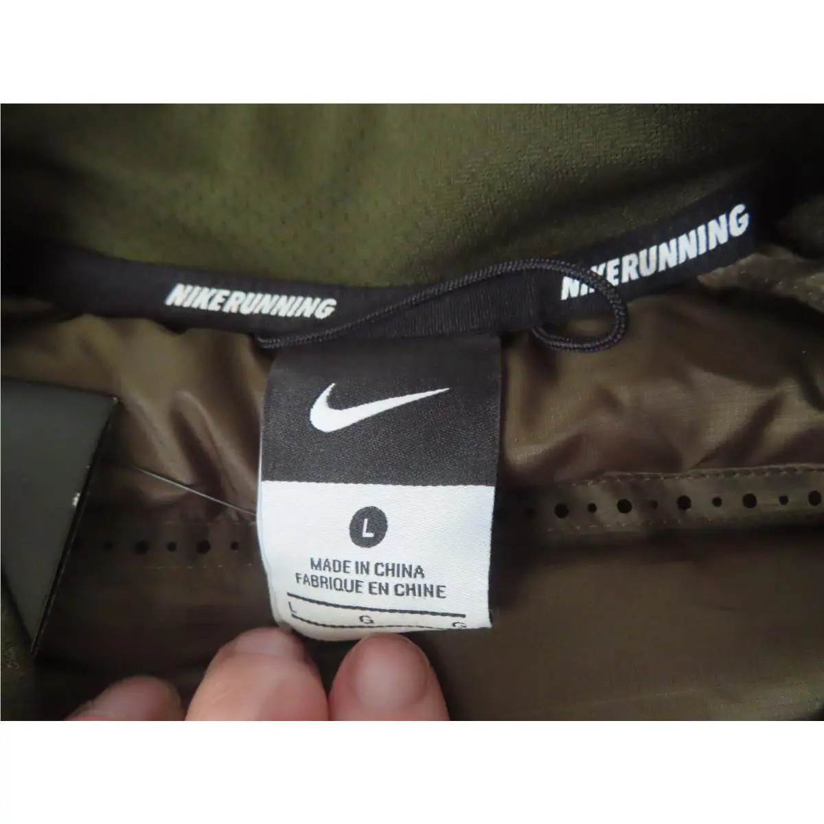 Nike clothing - Nike AeroLoft - AeroLoft - Green 3
