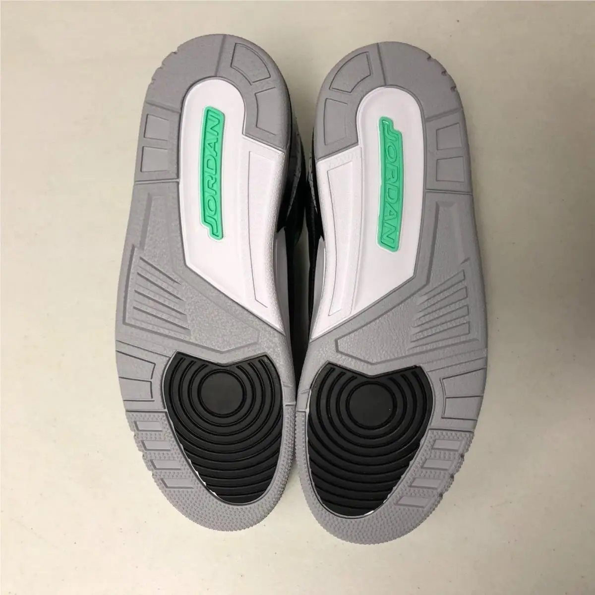 Nike shoes - Air Jordan 3 Retro - Air Retro - CT8532-031 - Black/Green Glow-Wolf Grey (UPC: 197593799340) 4