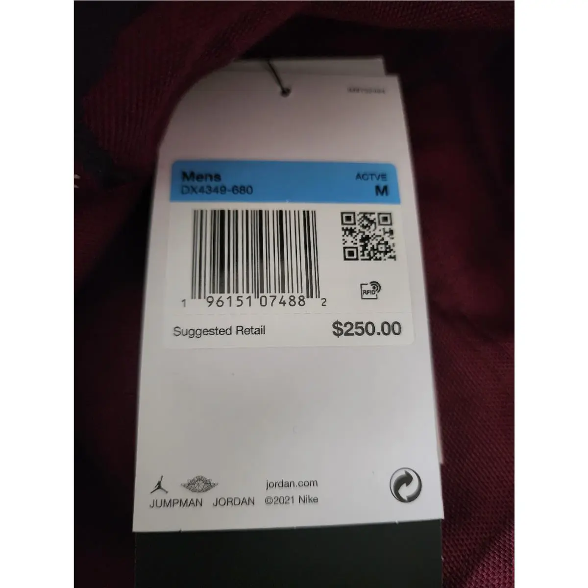 Nike clothing - Beige & Maroon 8