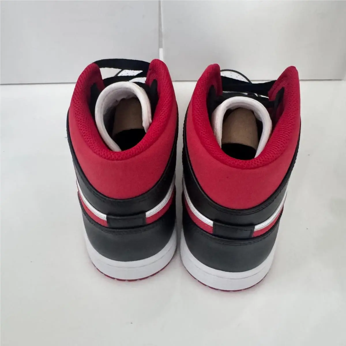 Nike shoes - Air Jordan 1 - Air - 554724-122 - White, Manufacturer: White/Gym Red/Black 4