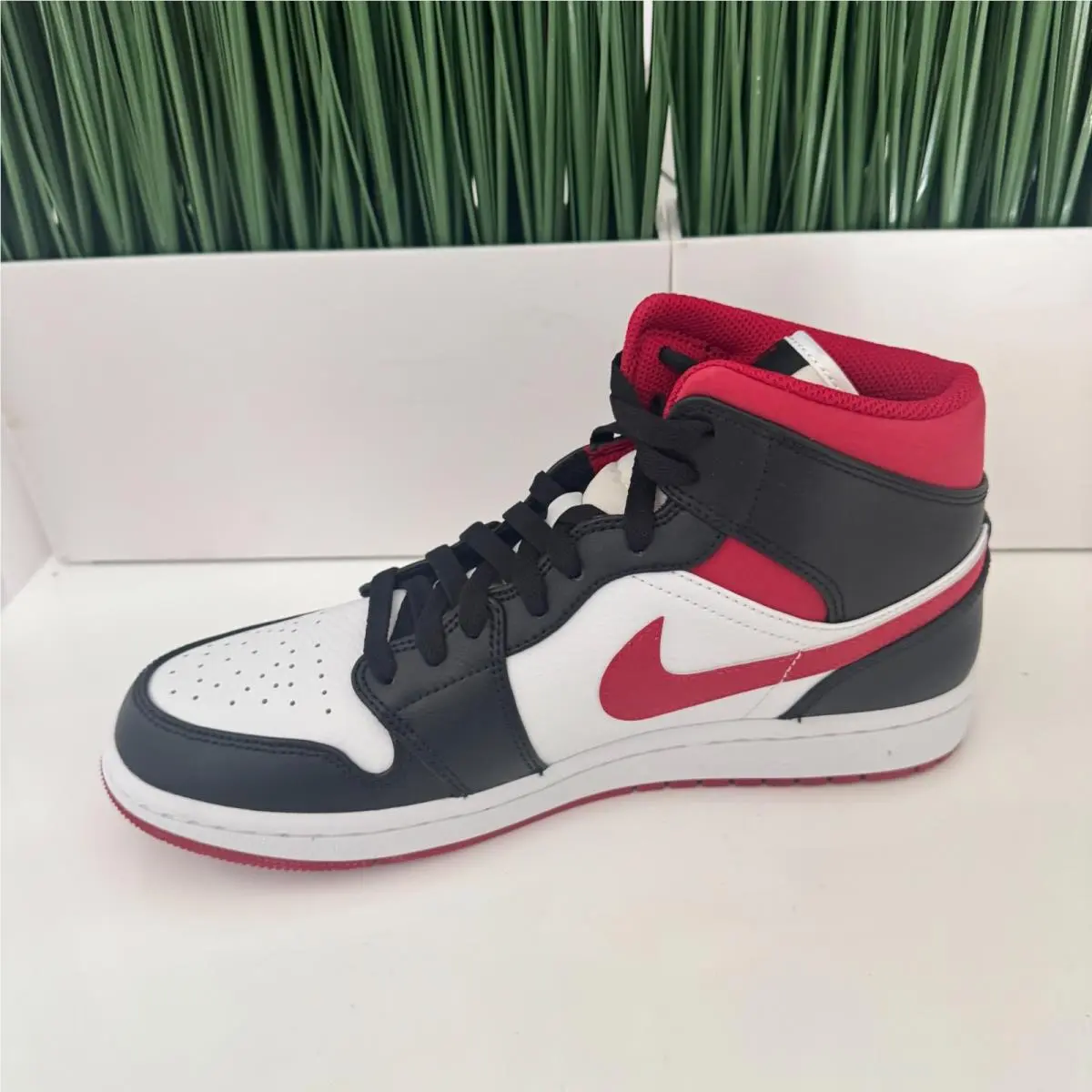 Nike shoes - Air Jordan 1 - Air - 554724-122 - White, Manufacturer: White/Gym Red/Black 0