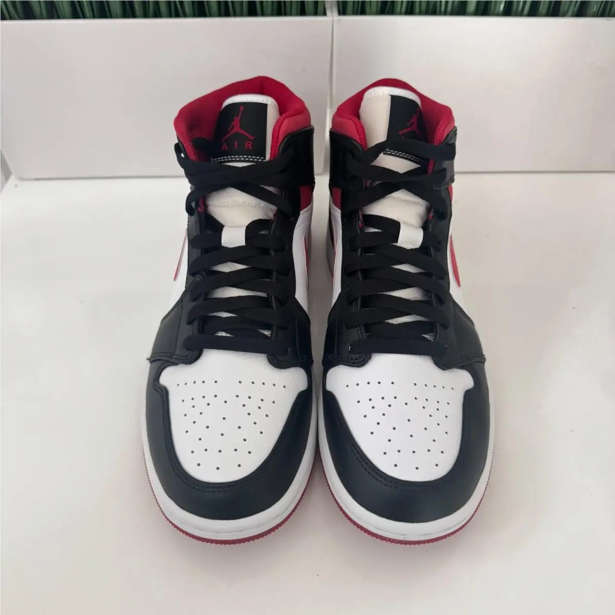 Nike shoes - Air Jordan 1 - Air - 554724-122 - White, Manufacturer: White/Gym Red/Black 1
