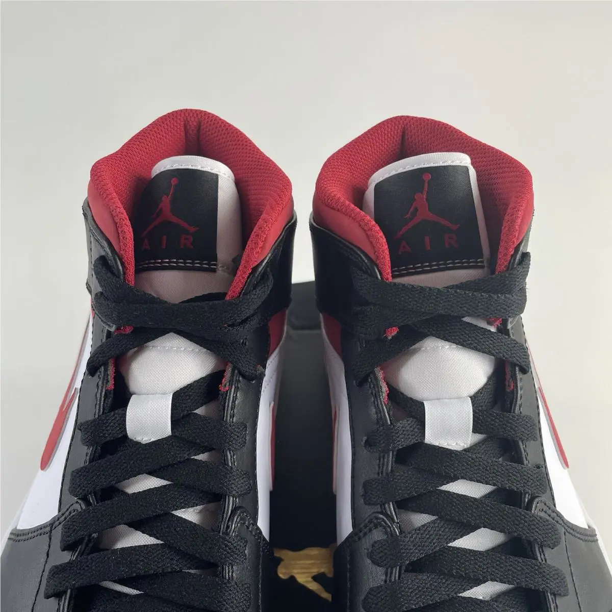 Nike shoes - Air Jordan 1 - Air - 554724-122 - White, Manufacturer: White/Gym Red/Black 5