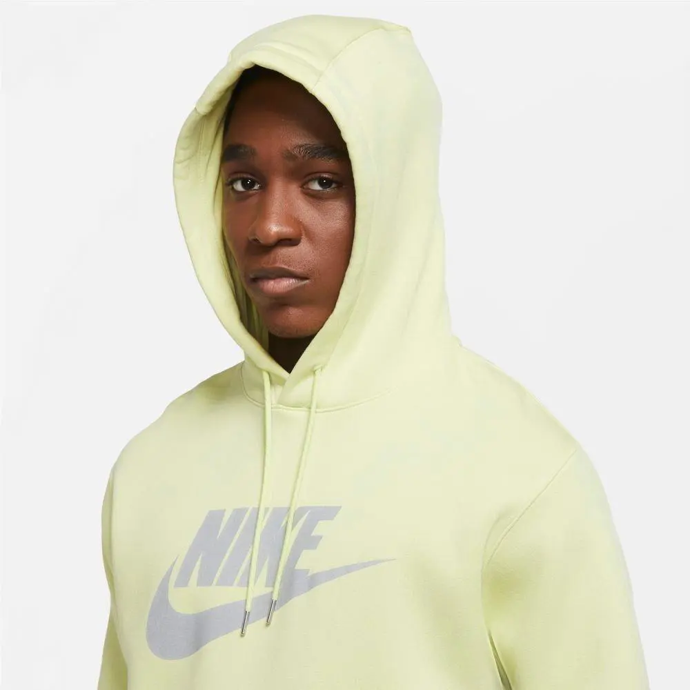 Nike clothing - Limelight Green 1