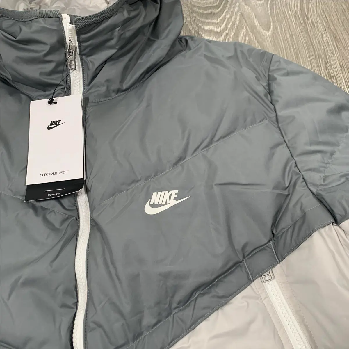 Nike clothing - White 1