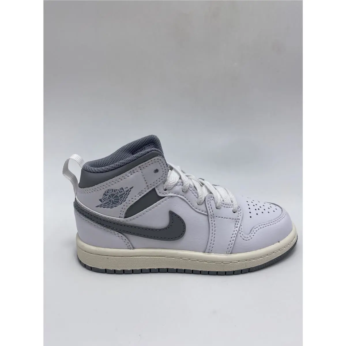 Nike shoes - Jordan 1 Mid - Mid - 640734 135 - White/Stealth (UPC: 196149402369) 0