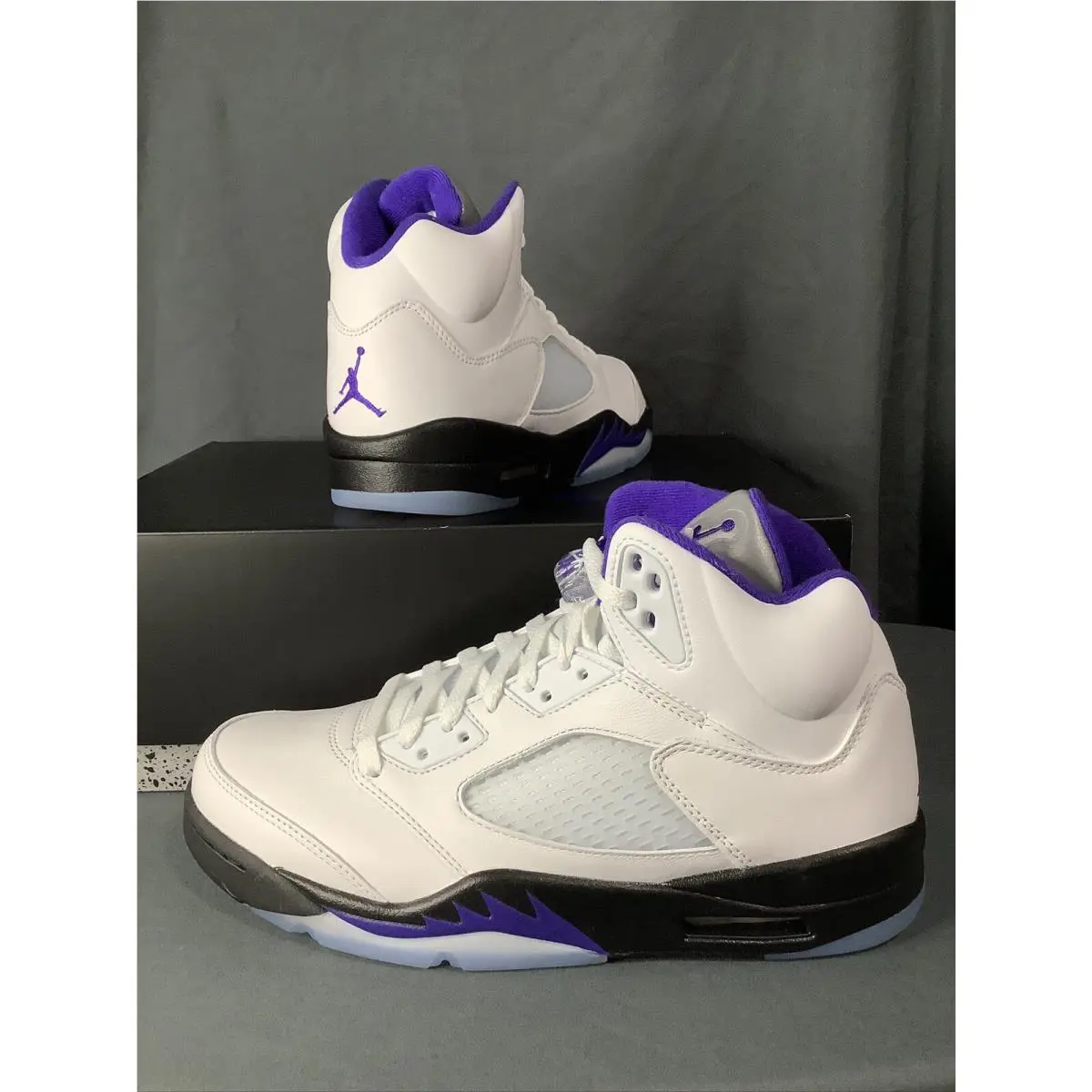 Nike shoes - Air Jordan 5 - Air - DD0587-141 - White 1