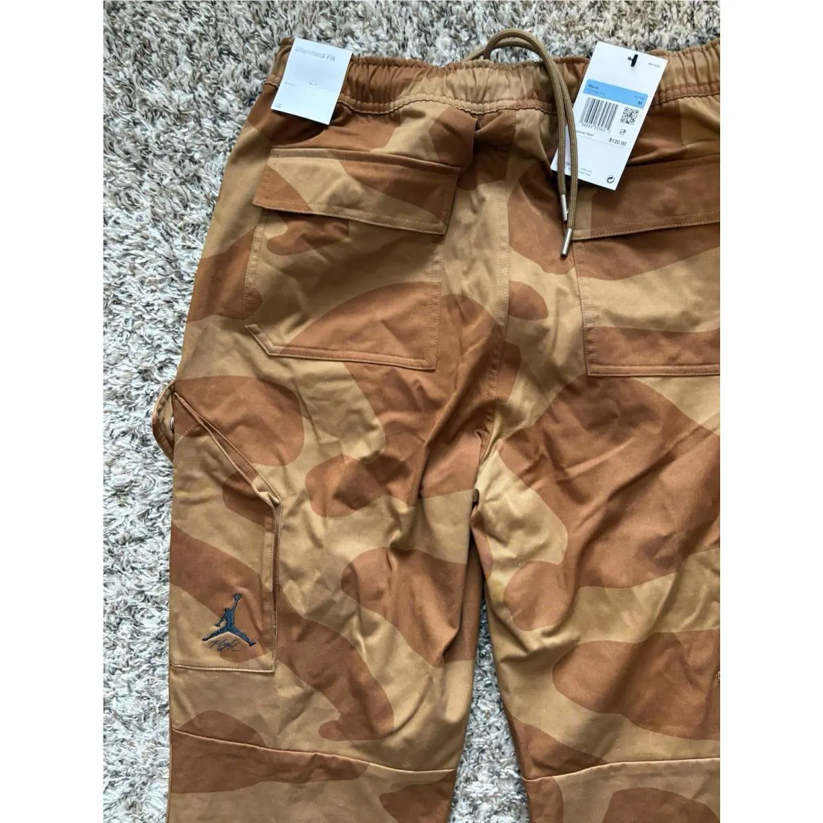 Nike clothing - Nike Air Jordan Essentials - Air Essentials - Brown 10