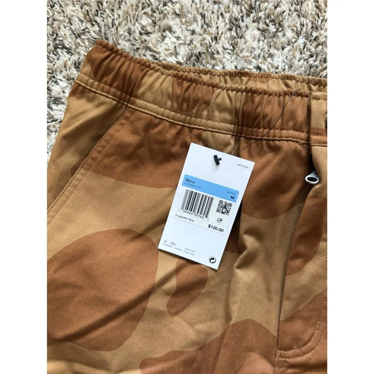 Nike clothing - Nike Air Jordan Essentials - Air Essentials - Brown 5