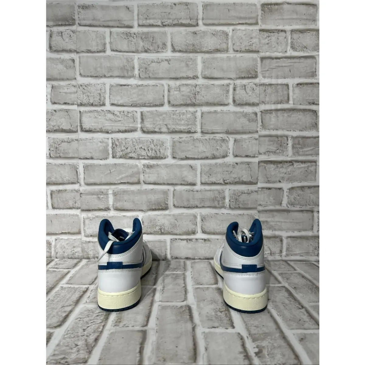 Nike shoes - Air Jordan 1 - Air - FN7432-141 - White 2