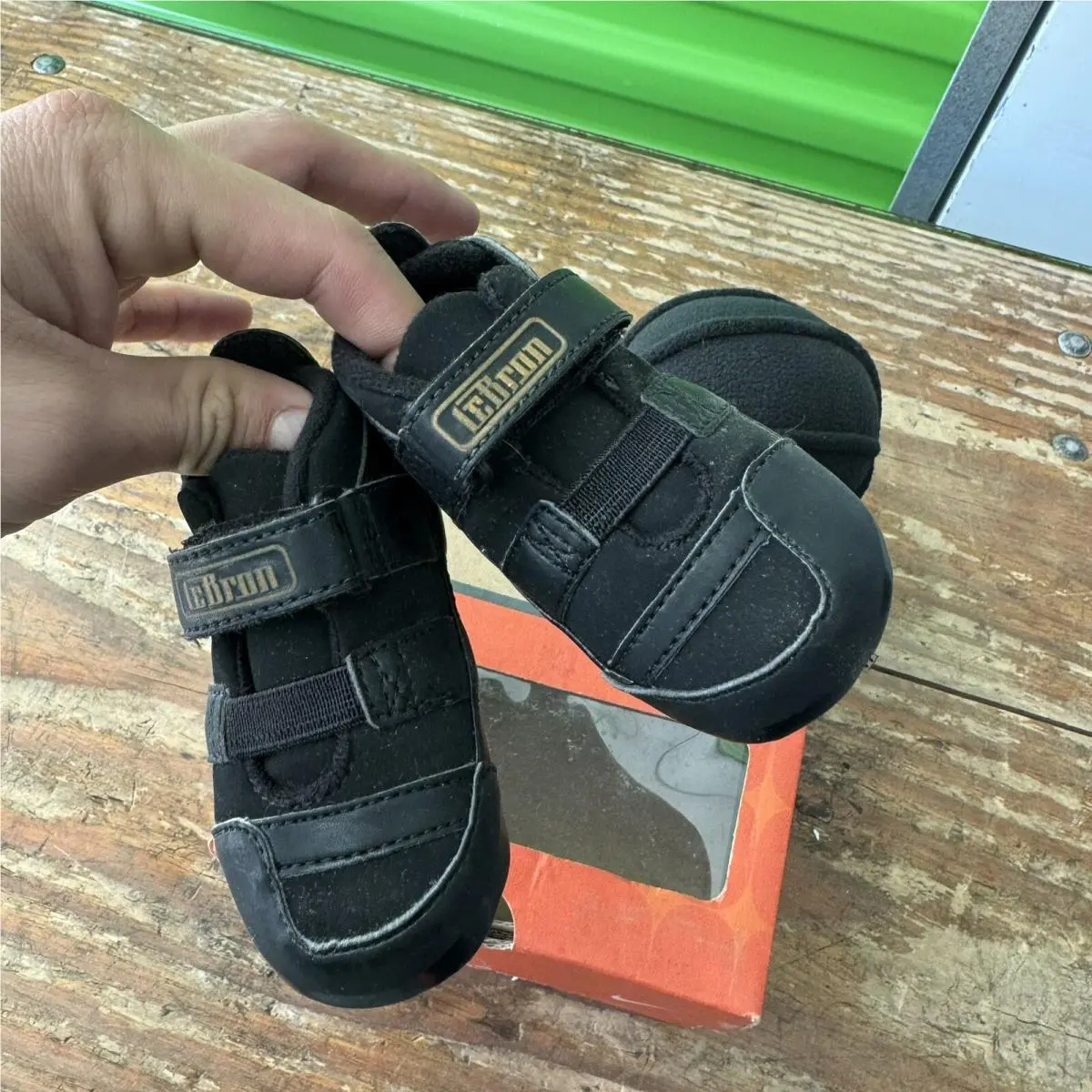 Nike shoes - NIKE LEBRON - LEBRON - Black 2