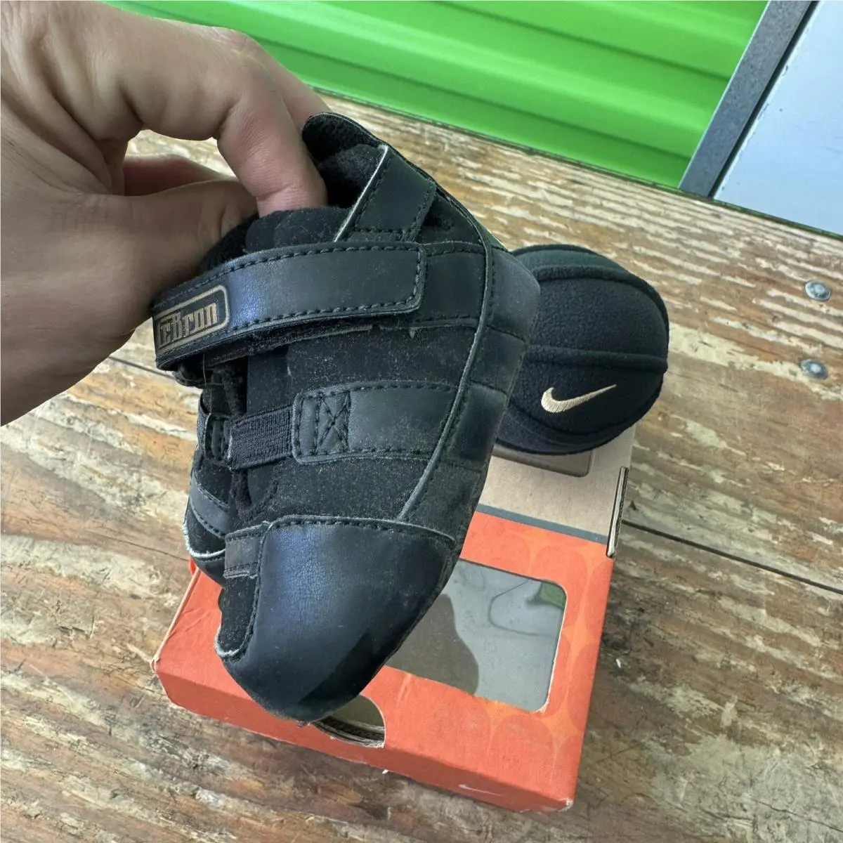 Nike shoes - NIKE LEBRON - LEBRON - Black 3