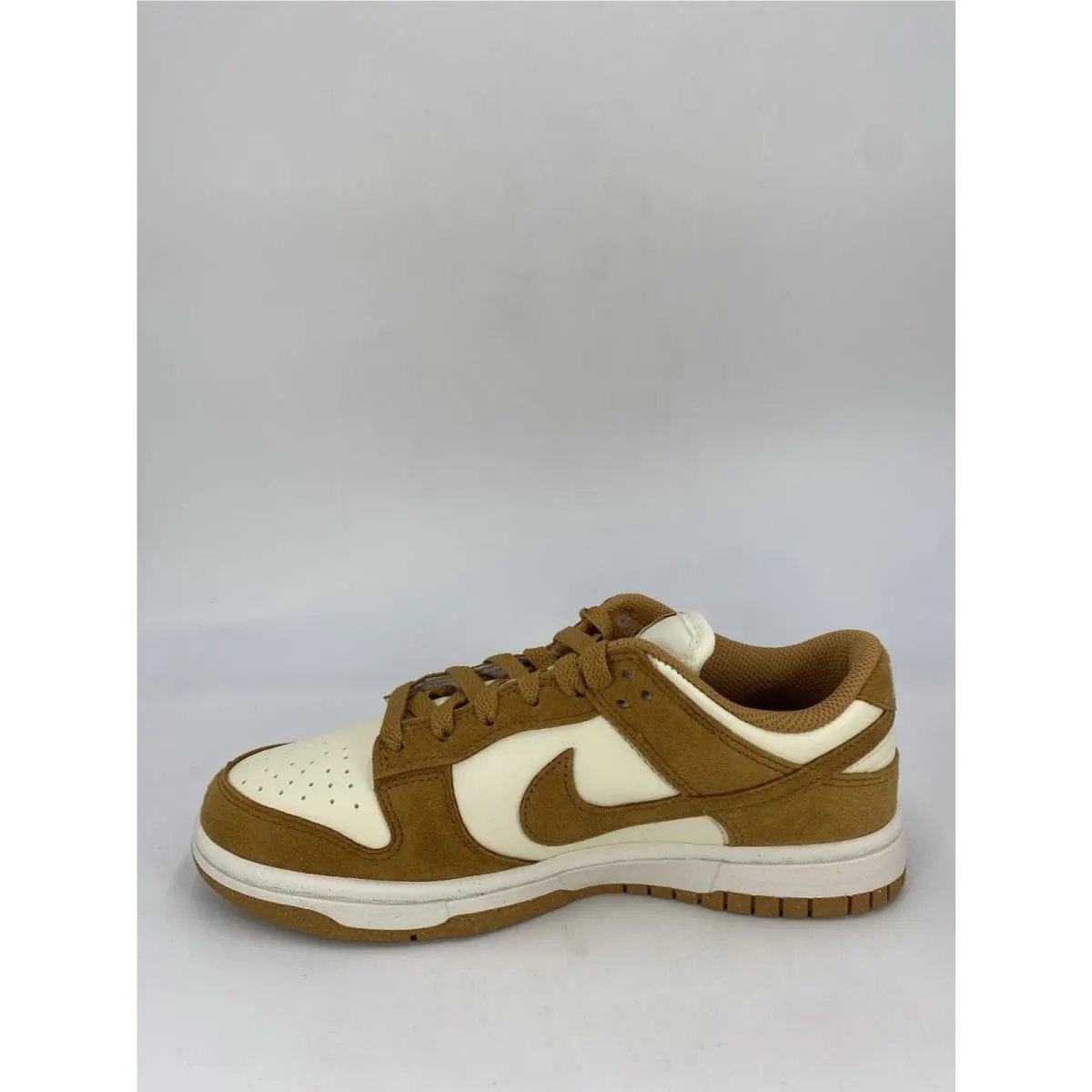 Nike shoes - Nike Wmns - Wmns - HJ7673 100 - Coconut Milk/Flax-Sail; (UPC: 197596565331) 1