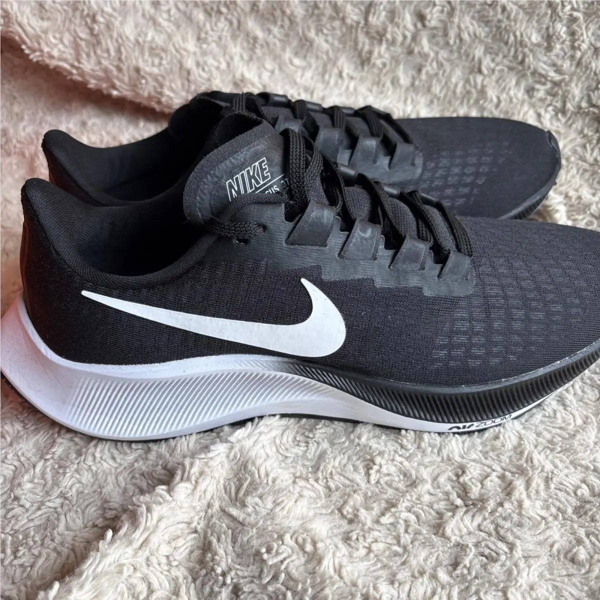 Nike Air Zoom Pegasus 37 Black White - Size 10