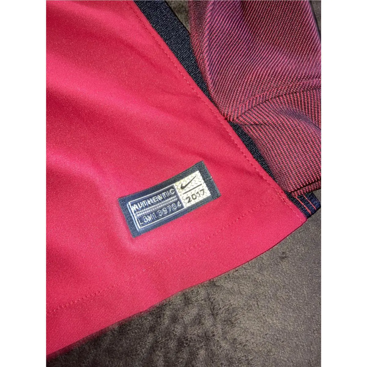 Nike clothing - Red Wine 4