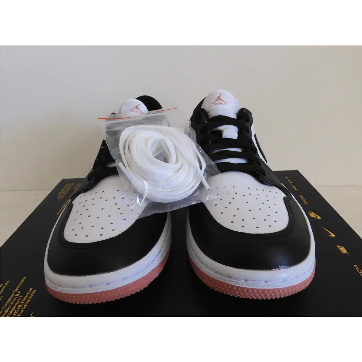Nike shoes - Air Jordan 1 - Air - White (UPC: 196154121910) 1