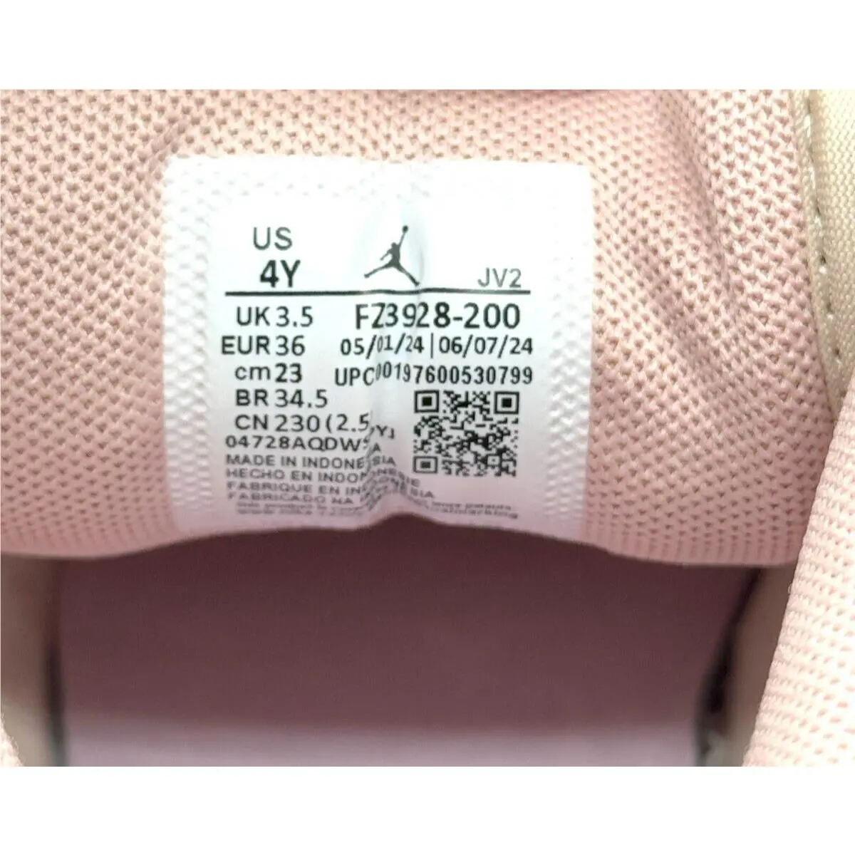 Nike shoes - Air Jordan 1 Low SE - Pink (UPC: 197600530799) 4